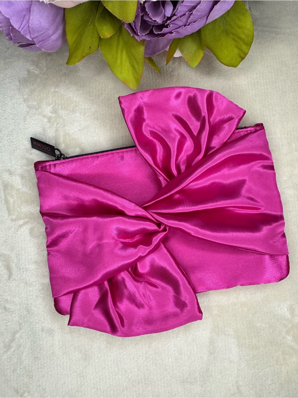 NEW Ipsy Special Edition Hot Pink Satin Bow Cosmetic Bag - Marilyn Monroe